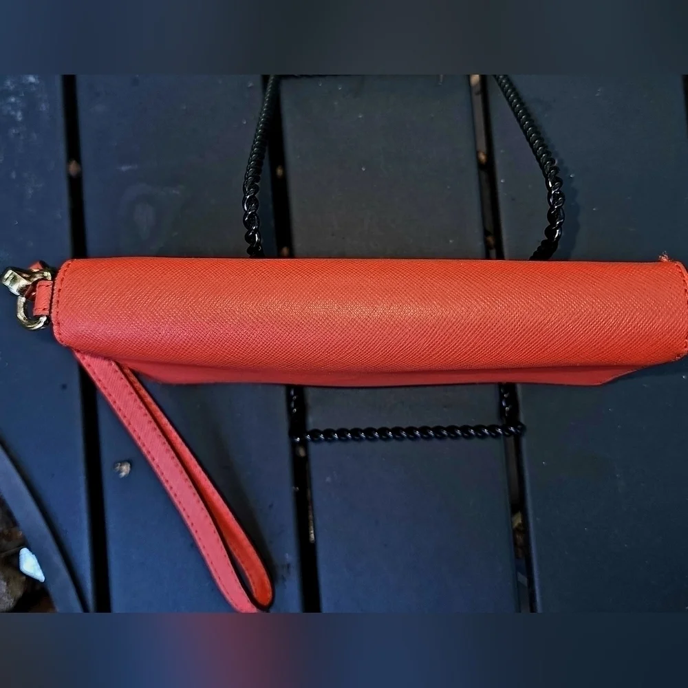 MICHAEL KORS WRISTLET/PHONE CASE